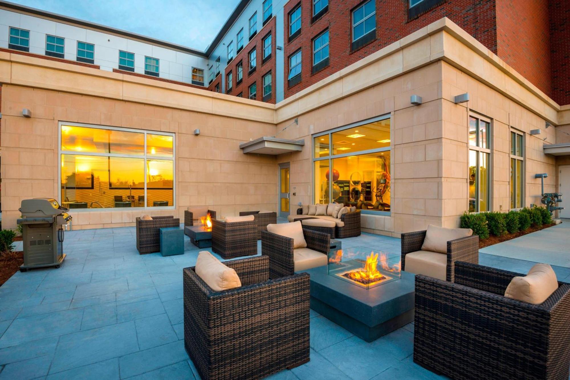 Residence Inn By Marriott Boston Needham Ngoại thất bức ảnh